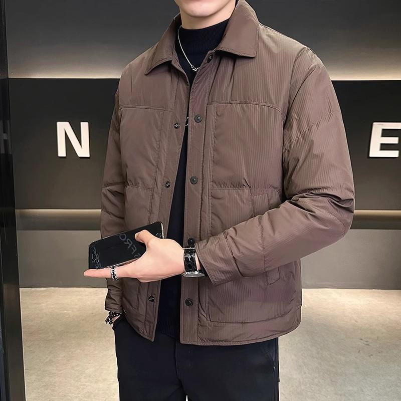 

Мужской пуховик зима 2025 новый высококачественная текстура утолщенная короткая куртка с лацканами мужская молодежная зимняя хлопковая куртка 4XL