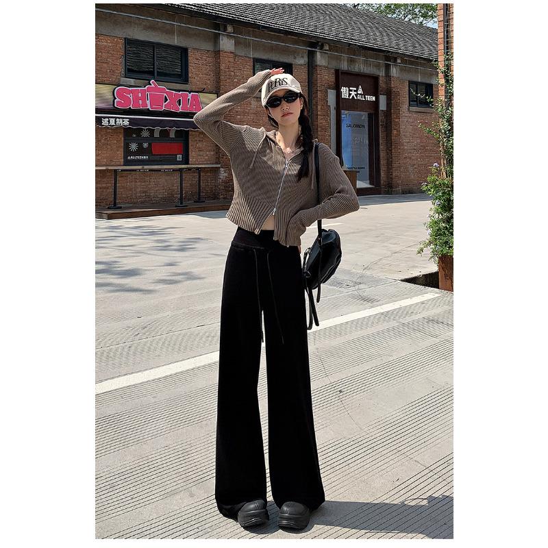 Šedé kalhoty s dvojitým pasem a širokými nohavicemi Dámské volné ležérní s vysokým pasem splývavé sametové rovné tepláky