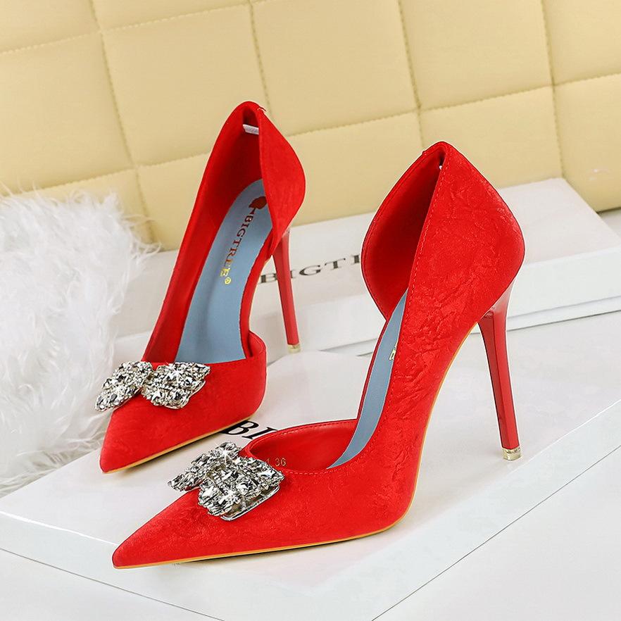 Fashion Elegant Banquet High Heels Thin Heels Shallow Mouth Pointed Toe Metal Buckle Velvet Side Empty Super High Heels Single Shoes