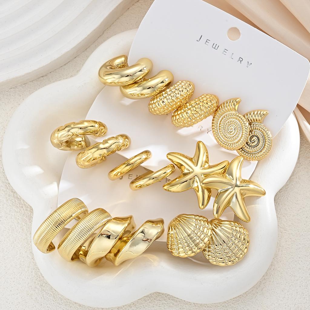 18 Pcs Vintage Gold Plated Ocean Earring Set Starfish Shell Conch Textured Hoop Earrings for Women Summer Beach Fashion Jewelry