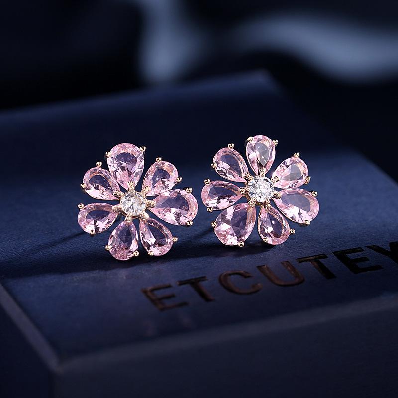 

SUYU Літо Новий Солодкий та Модний Дизайн Стилю з Простими Сережками-Квітами, Інкрустованими Цирконом у Формі Краплі Води рожевий