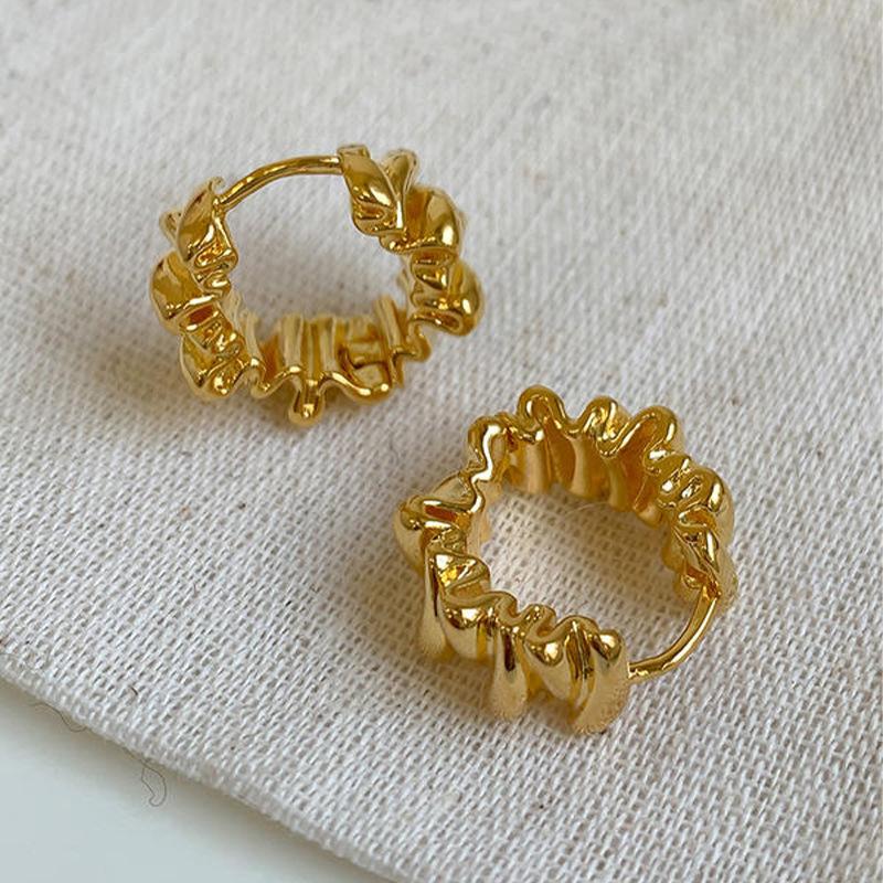 Irregular C Stud Earrings for Women Gold/Silver Water Ripple Pattern Glossy Geometric Metal Ear Accessories Party Gift