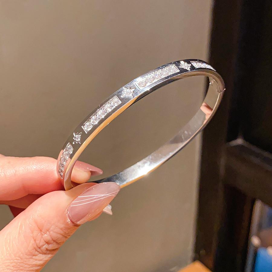 Edelstahl Zirkon Stern Armreif Mit Elegantem Design Für Modische Frauen
