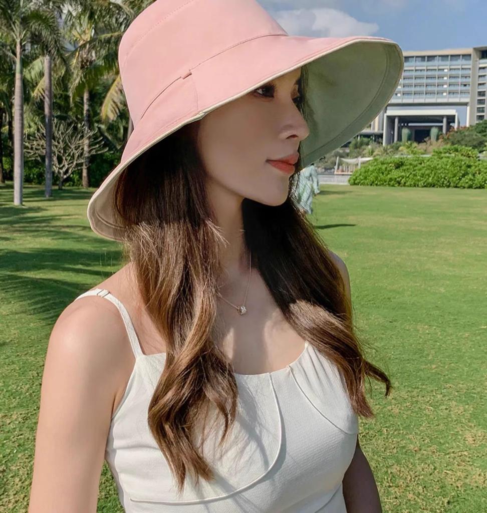 Women's Korean Style Sun Hat with Face Covering, Double-Sided Brim, Ideal for Summer, Spring, and Autumn