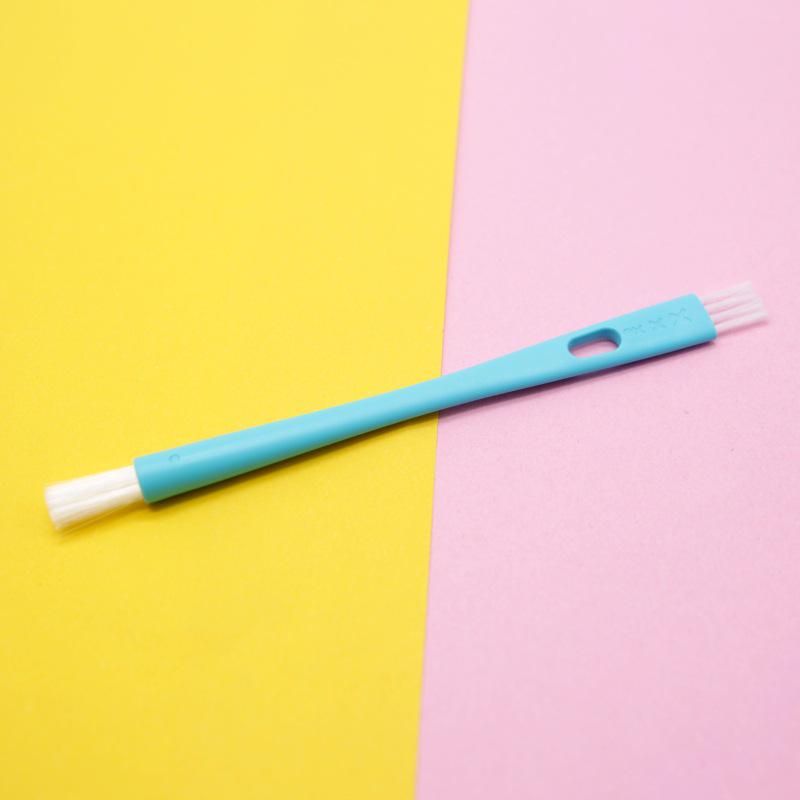 All-Purpose Cleaning Brush for Coffee Grinders, Mosquito Lamps, and Health Pots.
