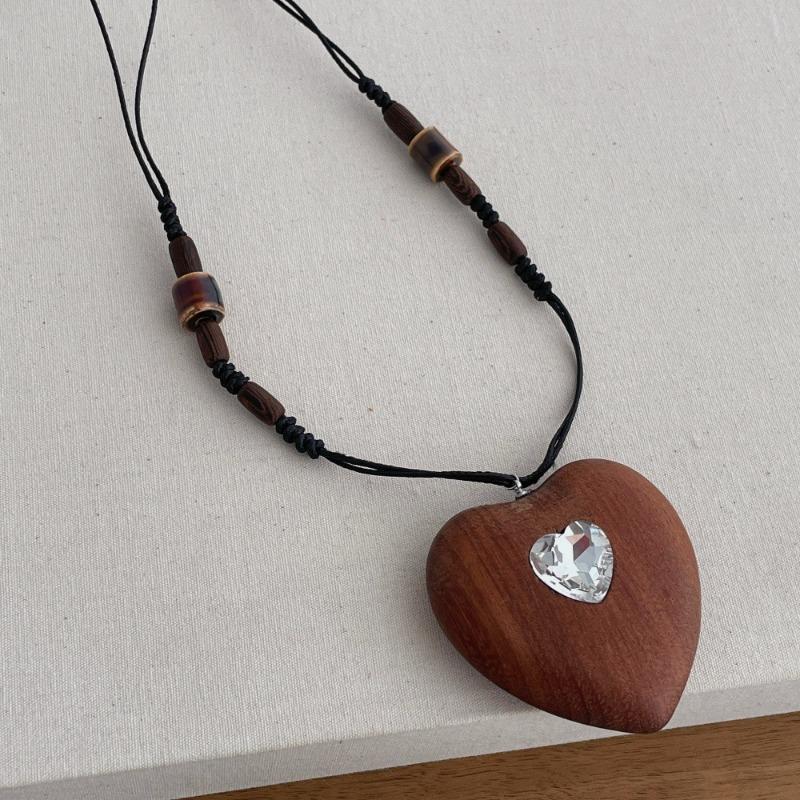 Bohemian Natural Wood Heart Pendant Necklace For Women Long Adjustable Rope Chain With Cubic Zirconia Sweater Jewelry