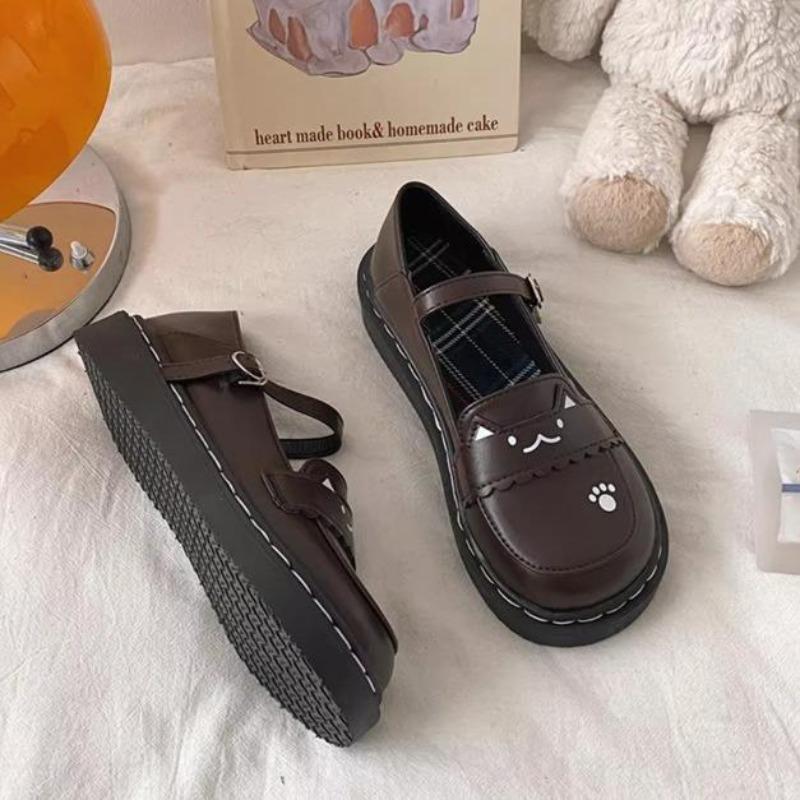Scarpe con plateau spesse da donna stile britannico con fibbia Scarpe singole Lolita Kawaii Gatto Scarpe Mary Jane basse Stile preppy Scarpe da studentessa