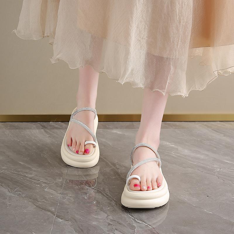 TEH3810 new French toe slope heel thick-soled slippers women's 2025 summer outer wear holiday style beige sandals