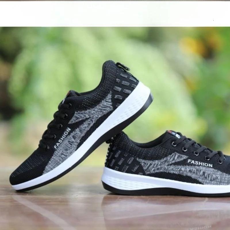 New Canvas Shoes Summer Breathable Casual Shoes Men's Versatile Mesh Sneakers Outdoor Walking Casual Sneakers Zapatos Casuales