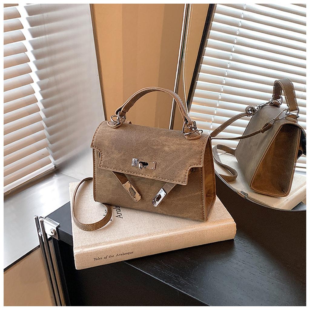 Retro Commuter Texture Lock Buckle Gentle Temperament Handbag Versatile Crossbody Lock Buckle Bag
