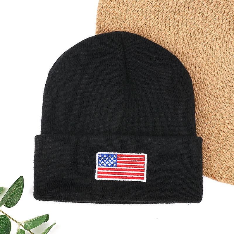 Autumn and winter knitted hats men's cold hats new warm and cold-proof solid color women's mountain pullover wool hats