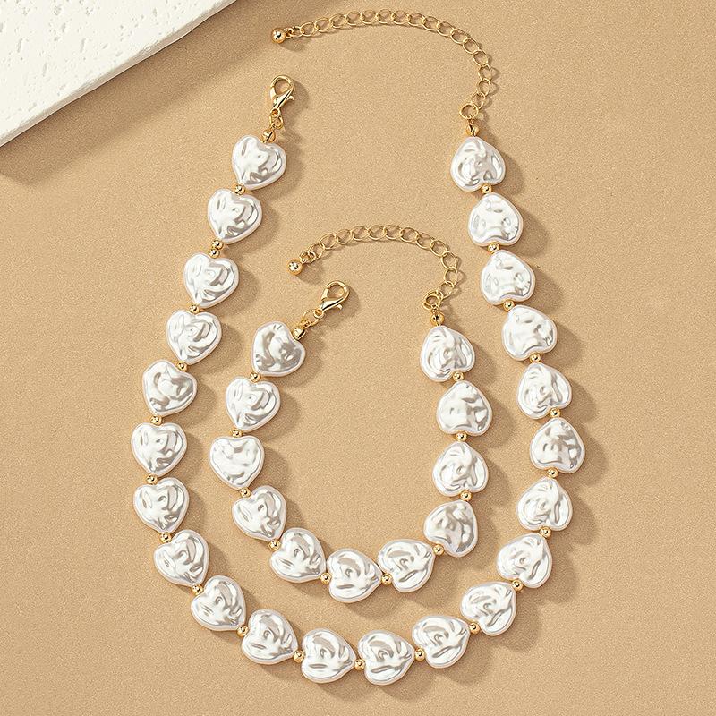 

Korean Version of Temperament Love Necklace Bracelet Set Pearl Peach Heart Collarbone Chain