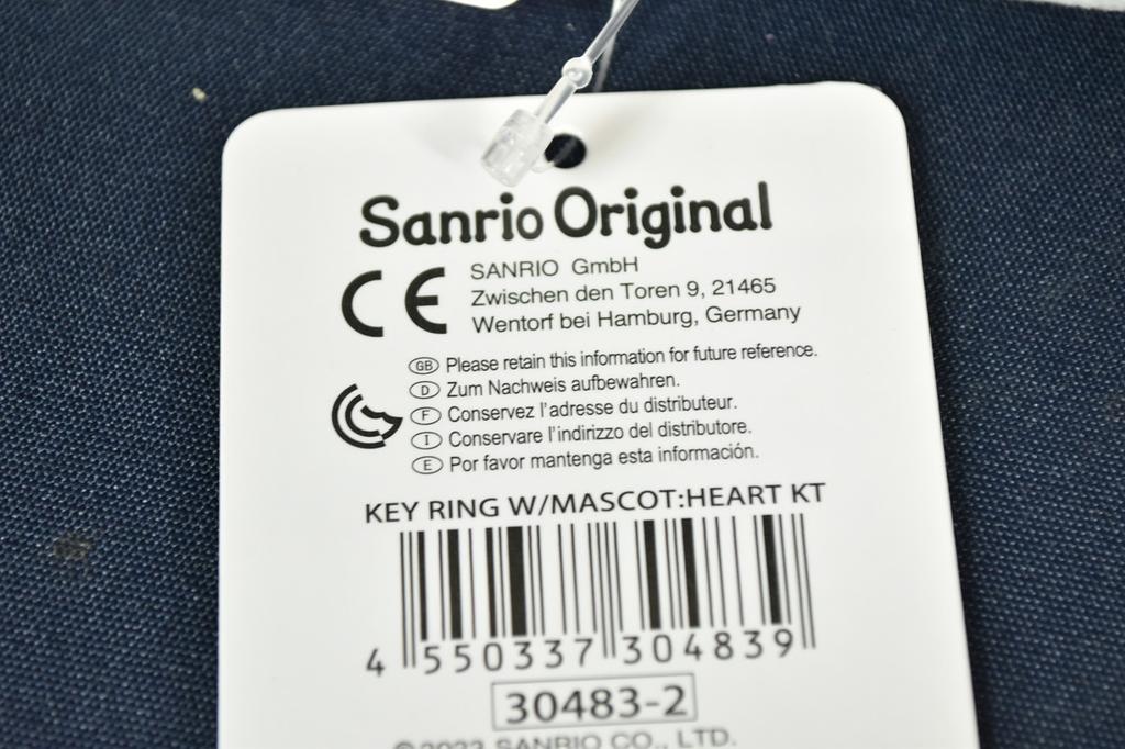 Sanrio Original Hello Kitty Mini Mascot with Heart-Shaped Key Ring H:10cm