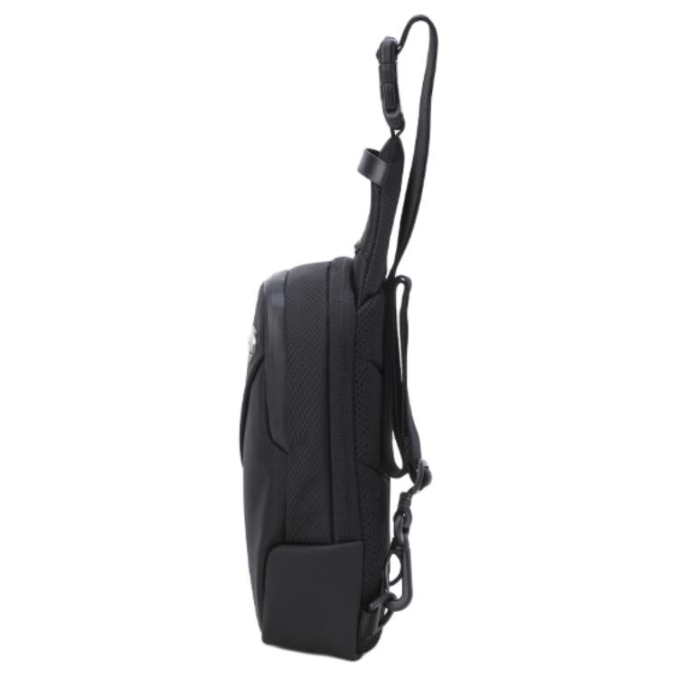 New DESCENTE Nylon Sling Bag Unisex Black SQ323UBG73
