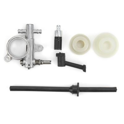 Kit Riparazione Accessori Pompa Olio Filtro Tubo Ingranaggio a Vite Senza Fine Adatto per Motosega 2500 25CC