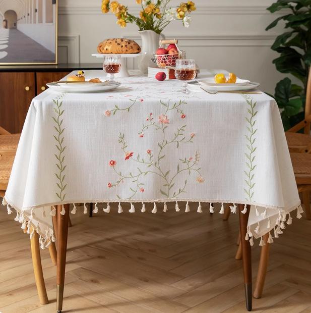

Yingchuang Amazon Cotton And Linen Embroidered Table Cloth French Retro American Decorative Rectangular Table Cloth 90*90cm