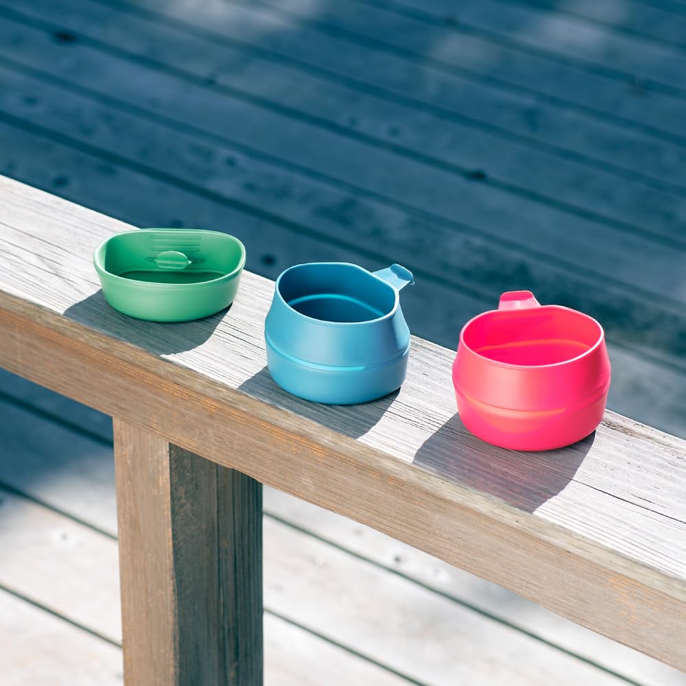 Wildo Folder Cup Dishwasher and Microwave 250ml Capacity Perfect for Outdoor Activities like and BBQs Lightweight, Compact, Foldable, Stackable,