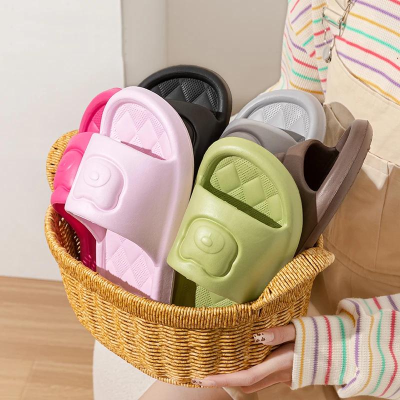 Fashion Lightweight Soft Sole Summer Slippers Women Solid Color Non-Slip Indoor Slides Woman Flat Heel Casual Couple Bathroom Flip Flops