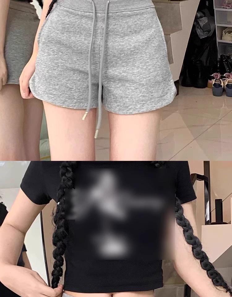 Women's Spicy Girl Black Drawstring Casual Shorts: Autumn Elastic Waist, Slit Straight Leg, Solid Color Fashion.