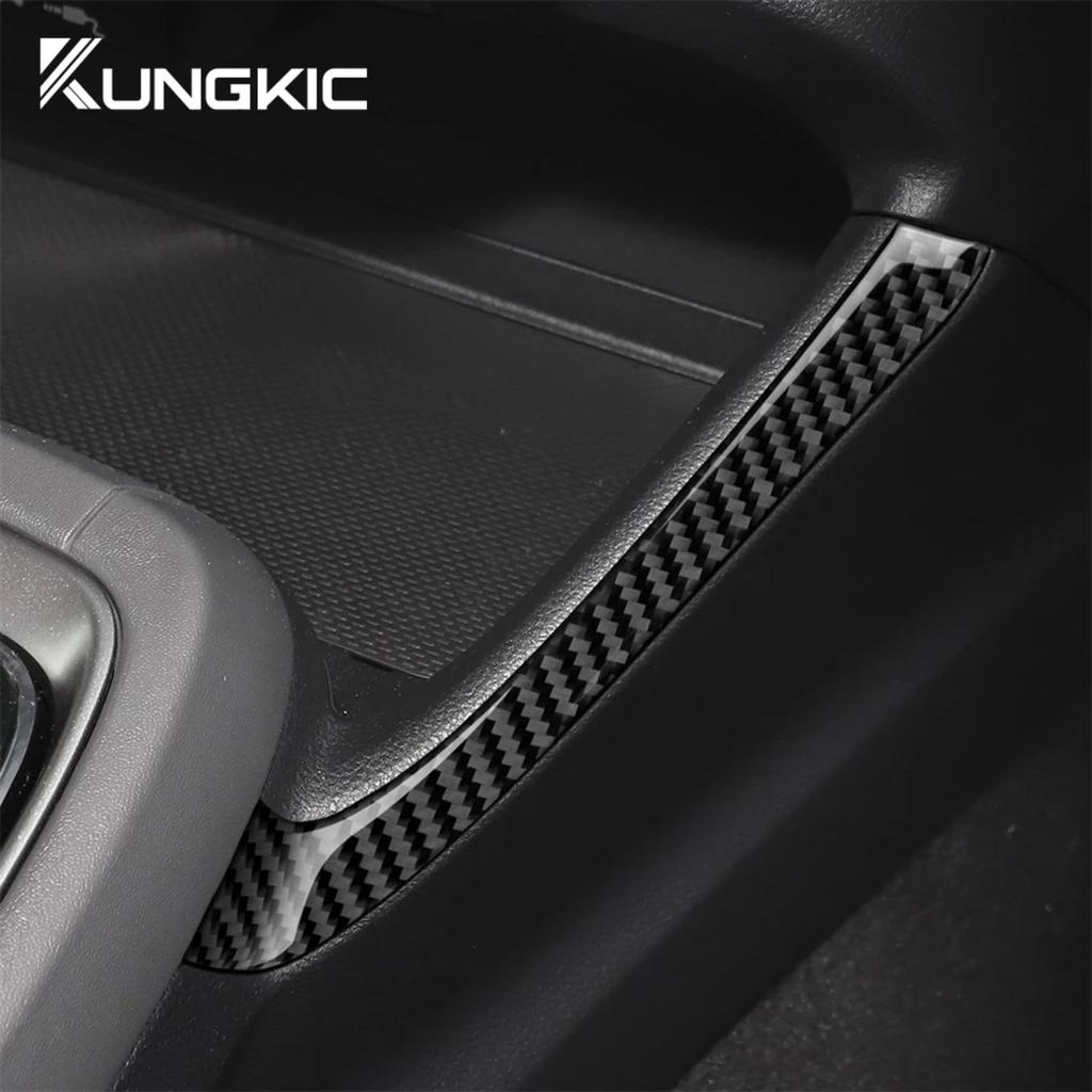 For Subaru Crosstrek Impreza 2024-2026 Carbon Fiber Wireless Charger Dual Side Decor Trim Anti Scratch Interior Car Accessories