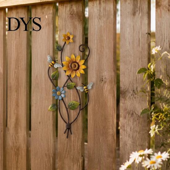 Weather Resistant Wall Ornament Metal Sunflower Bee Art, Rustic Flower Vine Hanging, Patio Fence Yard Decoration Indoor Outdoor Garden Decorative