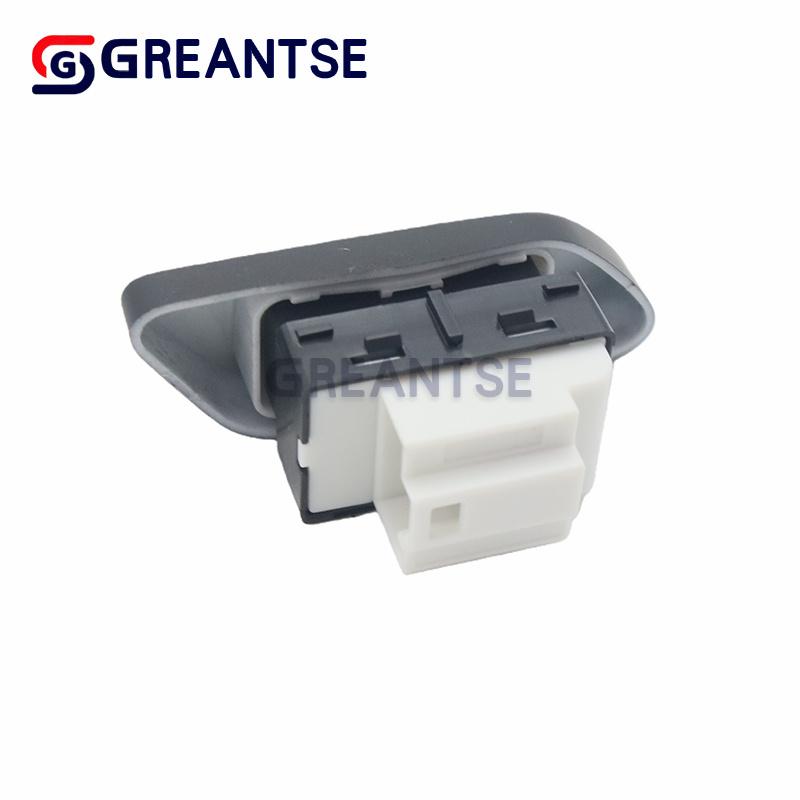Central Locking Switch Button 6R1962125 Suitable For Volkswagen Polo V 6R1 2009- High Quality Car Accessories