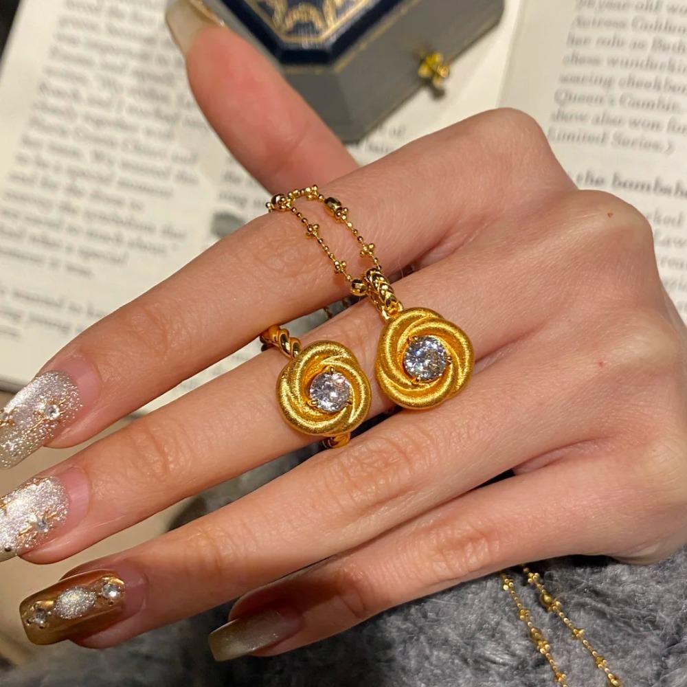 French Romantic Eternal Love Mobius Rose Pendant Necklace Gold Plated Diamond Ring Women Jewelry Set