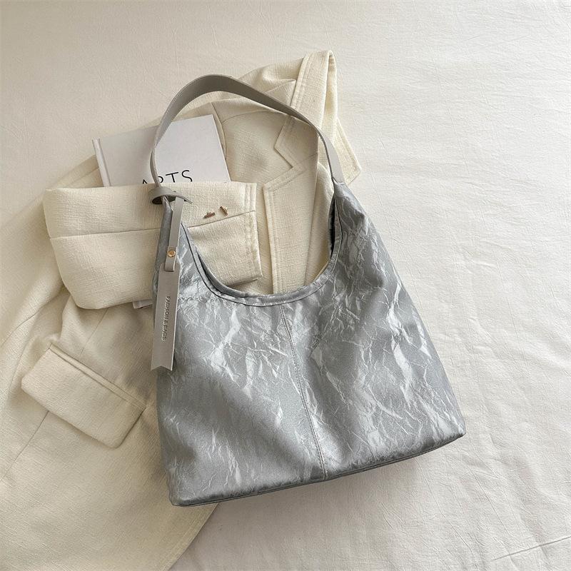 Refined and Simple Textured Hand-held Armpit Bag for Women New Large Capacity One-shoulder Commuting Bag Fashionable Tote Women's Bag