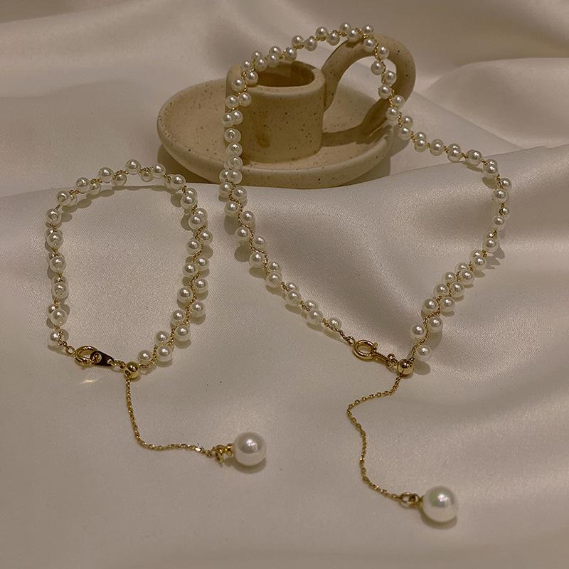 Irregular Geometric Double-row Pearl Bracelet Light Luxury High-end French Fashion Exquisite Bracelet Temperament Jewelry