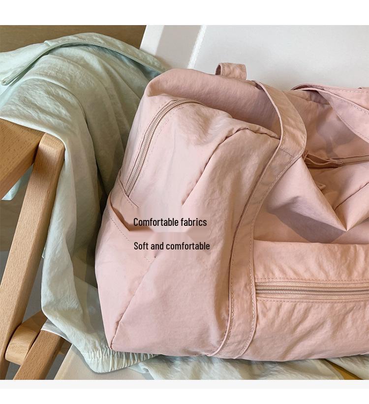 Women's Large Capacity Lightweight Waterproof Nylon Travel Bag