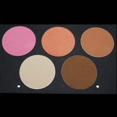 Trucco viso – Illuminanti e abbronzanti