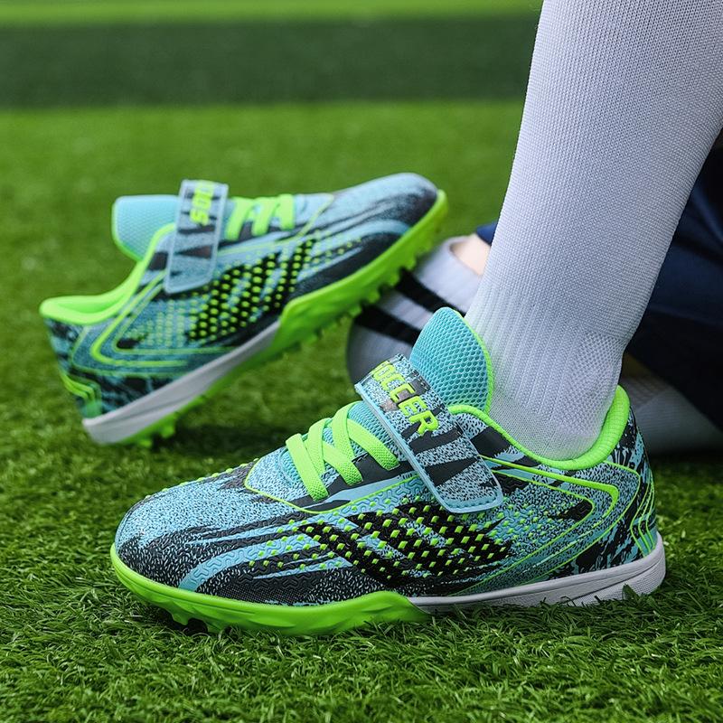 New children's football shoes girls broken nails primary and secondary school students broken nails lawn training shoes flat girls sneakers