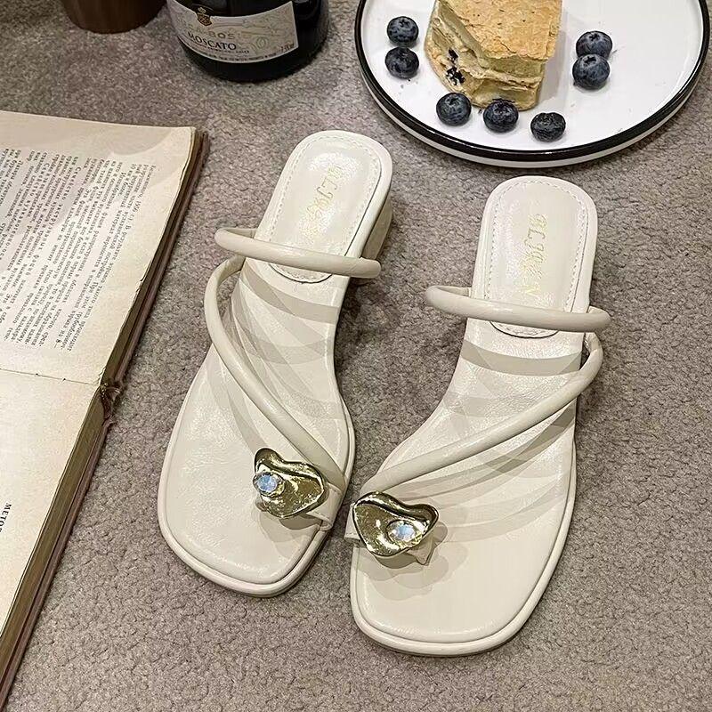 

Fashion Open Toe Women s Slippers and Ladies Sandals Medium Heel Unique Summer Footwear Sale Chic Elegant Slides Top Designs 2025 Shoes 35