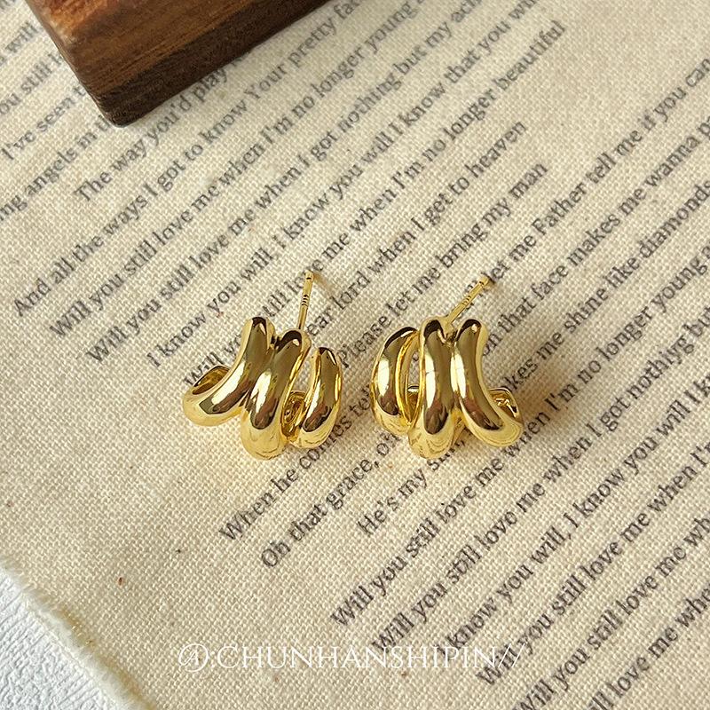 Metal Irregular Ear Clips, No Ear Piercings, Niche Unique Design, Cold Wind Earrings, Fashionable Commuter, Small Earrings, Women