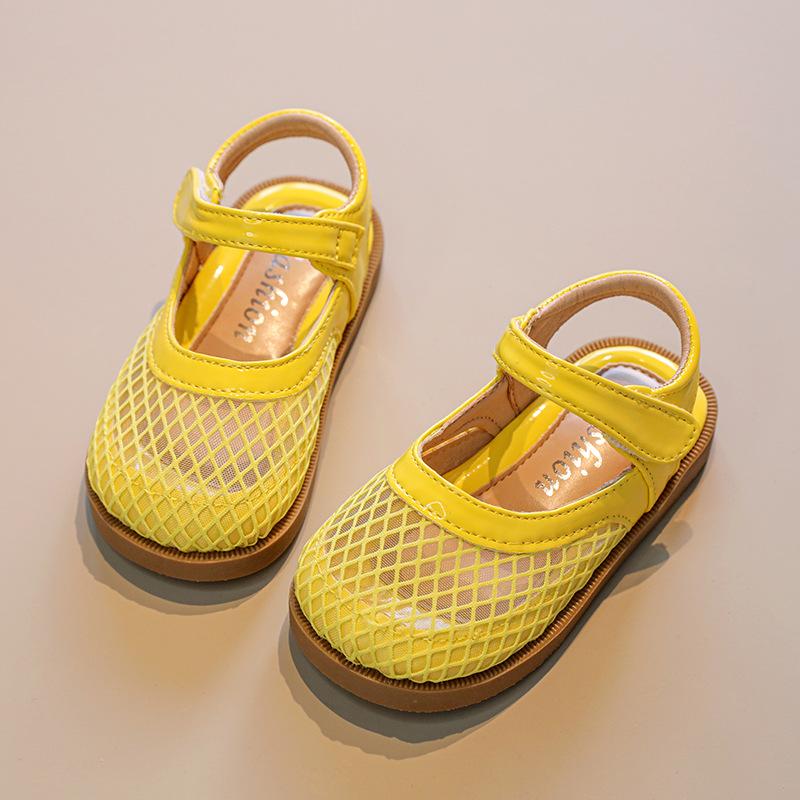 Summer Korean Style Girls Sandals Breathable Hollow Soft Sole Princess Shoes