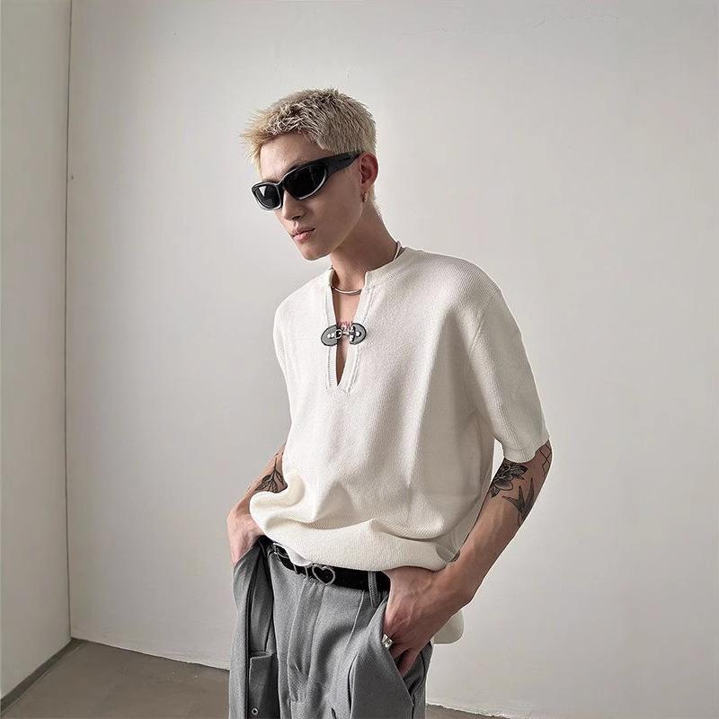 

Men Toggle Closure V Neck Short Sleeve Knit T Shirt Oversized Casual Streetwear Top for Men S белый