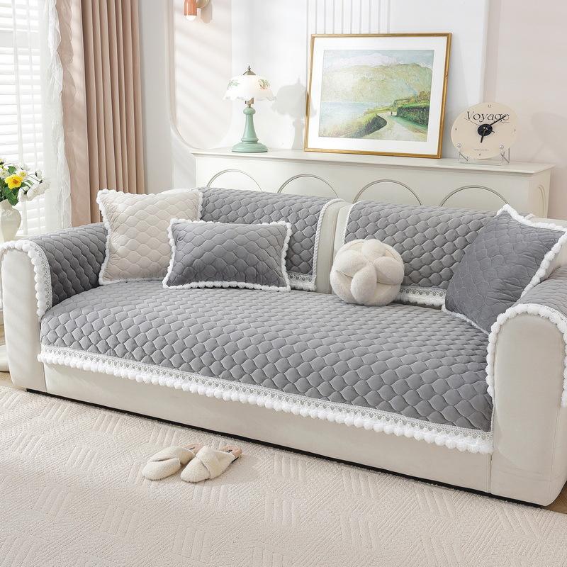 

Plush sofa cushion, autumn and winter non-slip seat cushion, thickened leather sofa cover, all-inclusive sofa cover towel 70*70cm