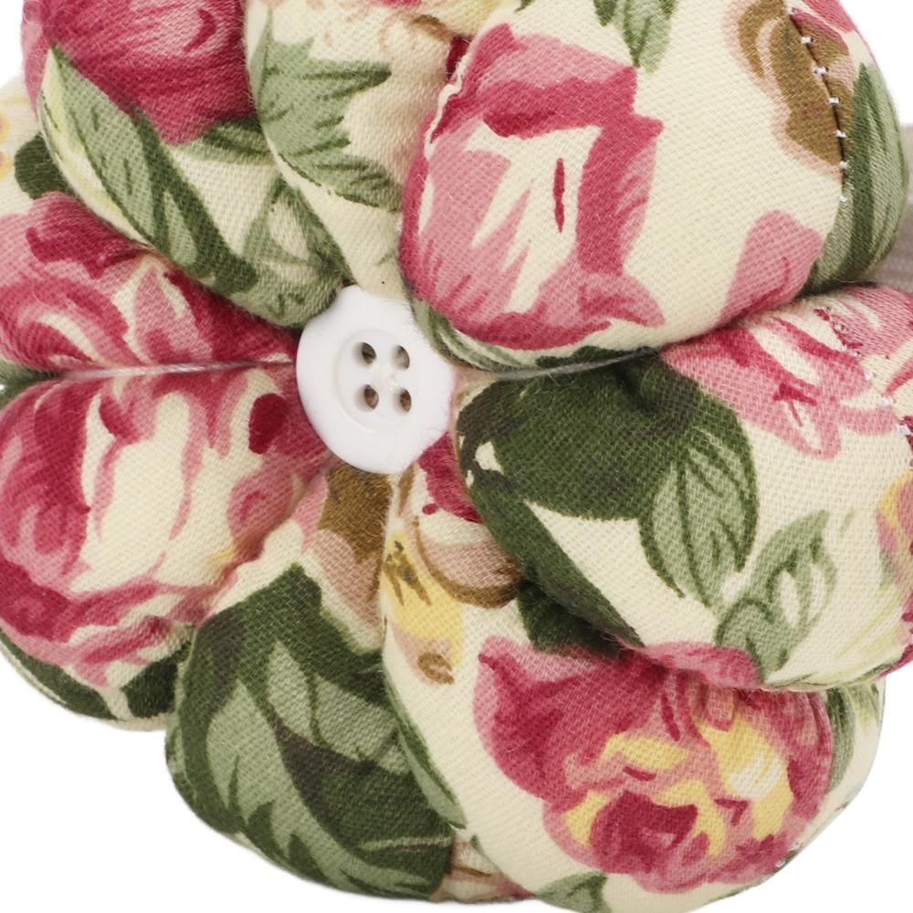 Elastic Wrist Strap Wrist Pin Cushion Pumpkin Design Pins Holder Wearable Pincushion  For Quilting