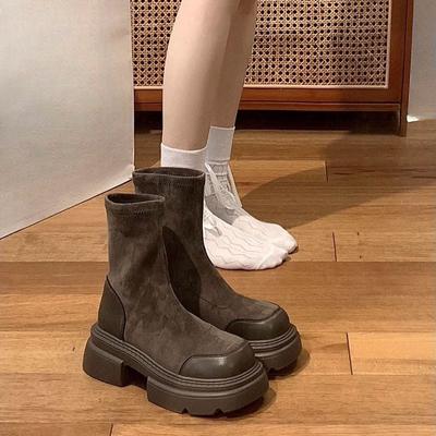 Kleine und dick besohlte Martin-Stiefel im britischen Retro-Stil für Damen im Herbst und Winter, neue kurze Stiefel mit dickem Absatz und größerer Absatzhöhe für Damen