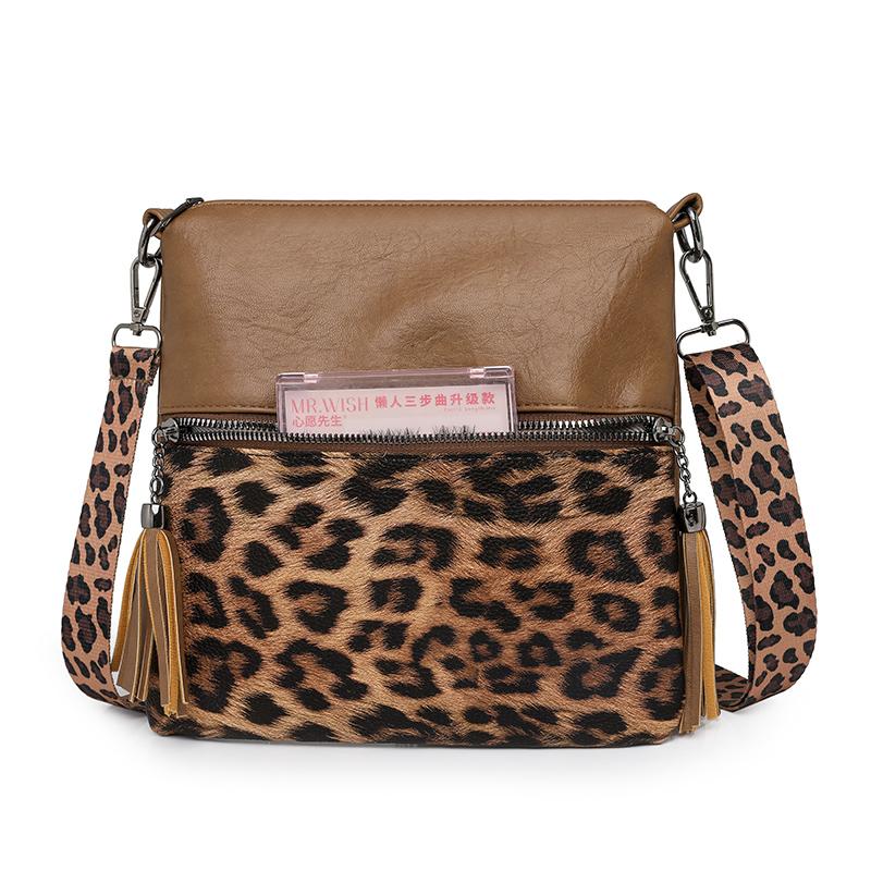 Leopard Print Shoulder Bag Women's Retro Multi-Layer Mobile Phone Bag