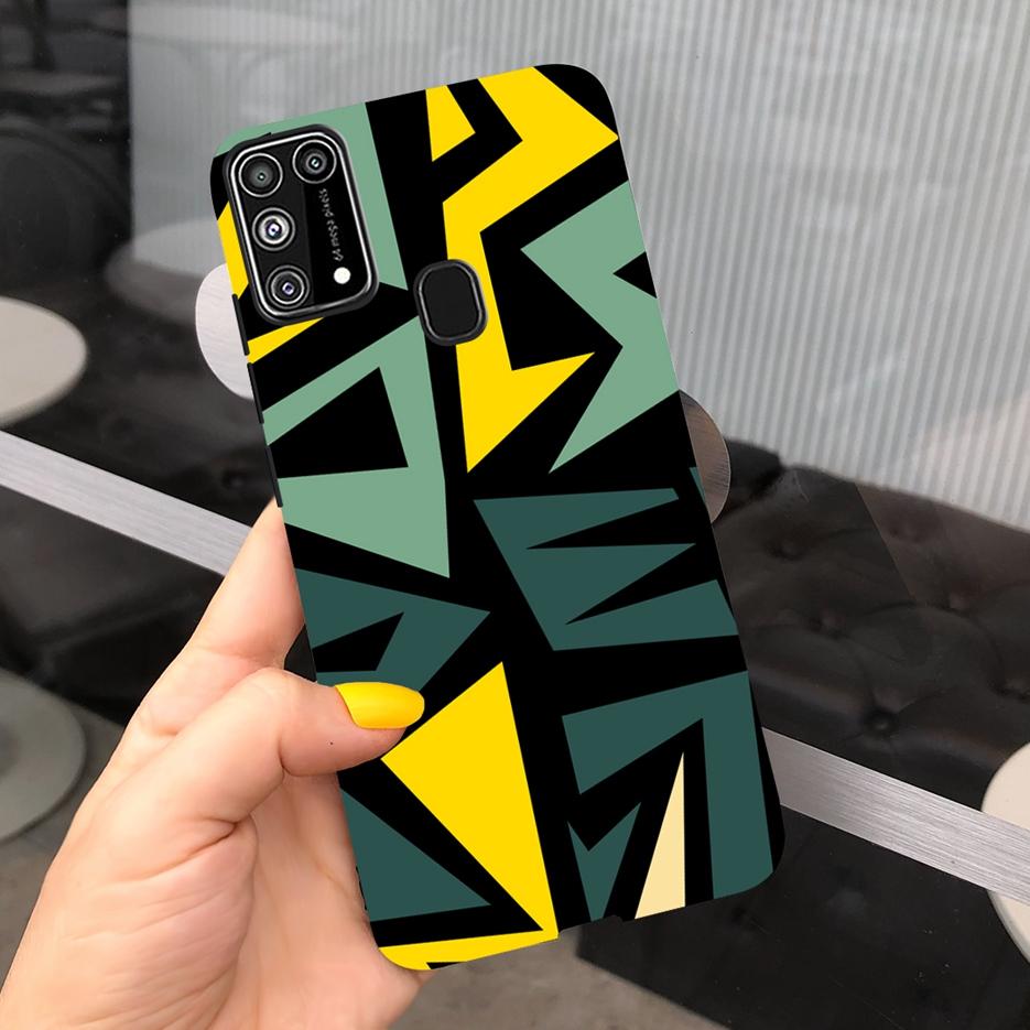 For Samsung Galaxy M31 Case SM-M315F Cute Bear Cartoon Painted Cover Phone Case For Samsung M31 M 31 GalaxyM31 Bumper Soft Funda