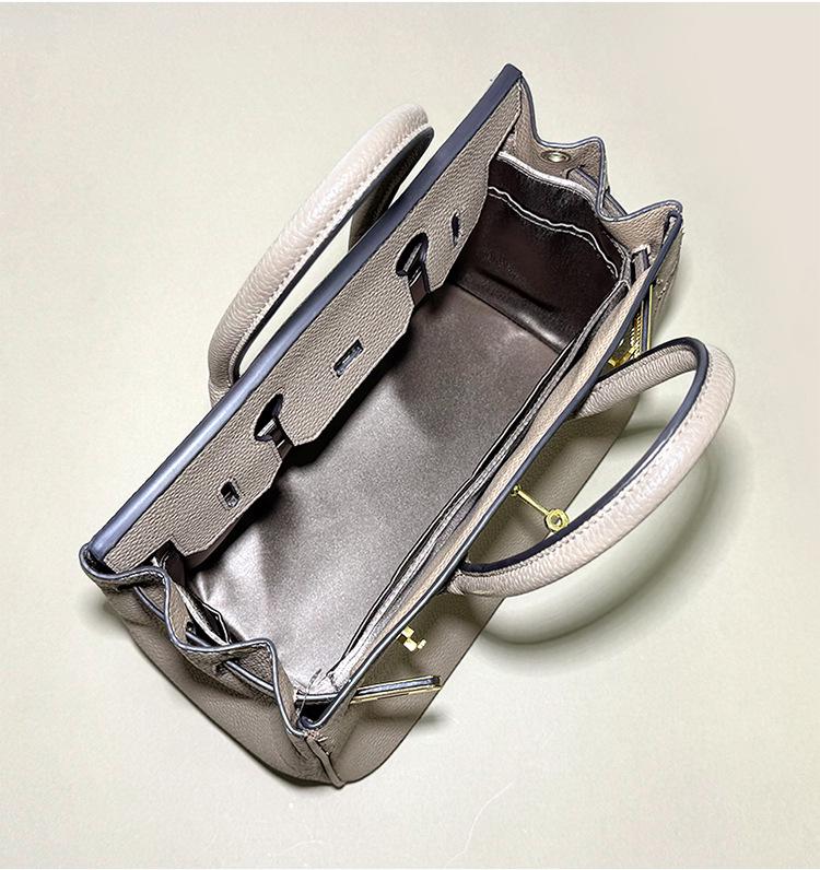 Master Craftsman Hermes Birkin 25 Platinum Bag with Silk Acetate Lining, Lightweight Storage for Birkin 30 and 35