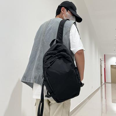 24 Outdoor Leichter Bergsteigerrucksack Wanderrucksack Leichte Große Kapazität Reise Radtasche