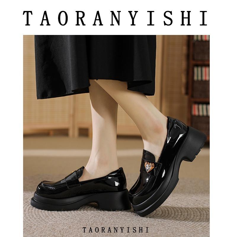 Black platform women's early spring new versatile British small leather shoes rhinestone deep mouth one pedal single shoes