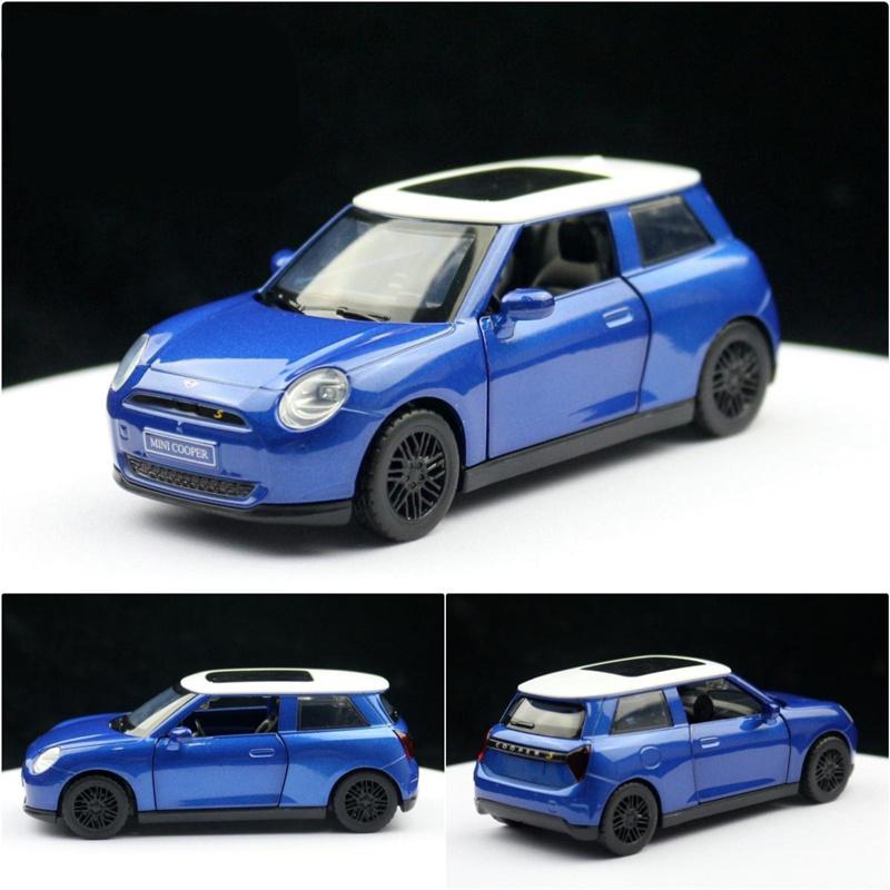 1/34 Scale BMW Mini Cooper Alloy Car Model Diecasts Metal Classic Vehicles Car Model High Simulation Miniature Scale Collection Kids Gifts