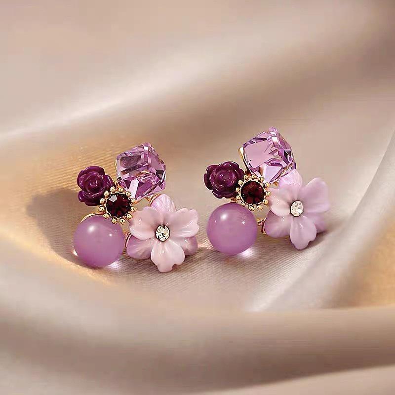 Elegant Purple Crystal Flower Earrings - Unique and Chic Design