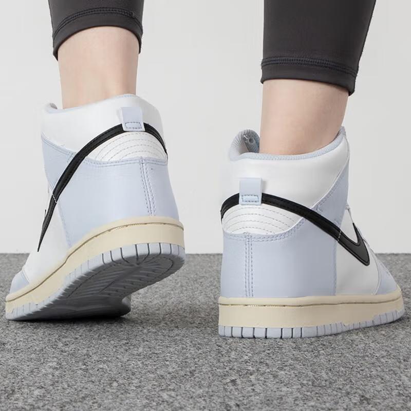 Nike Dunk High GS Football Grey Black Kids Sneakers White Summit-White Coconut-Milk DB2179-110