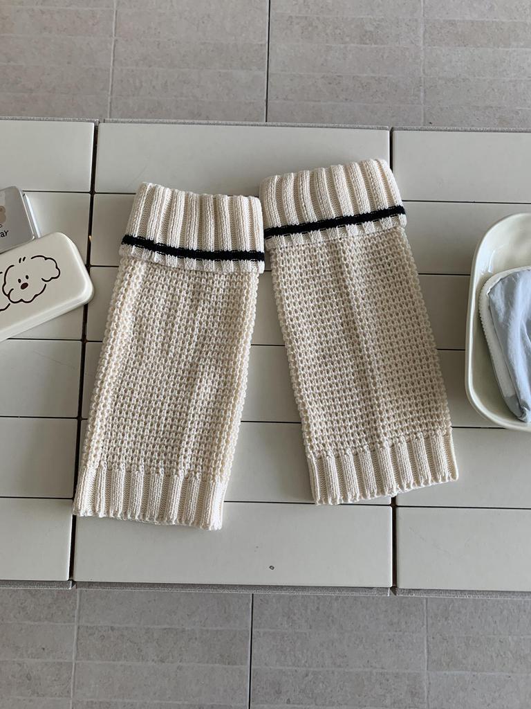 Women's Knit Striped Leg Warmers - Autumn/Winter Fashionable Mid-Calf Socks