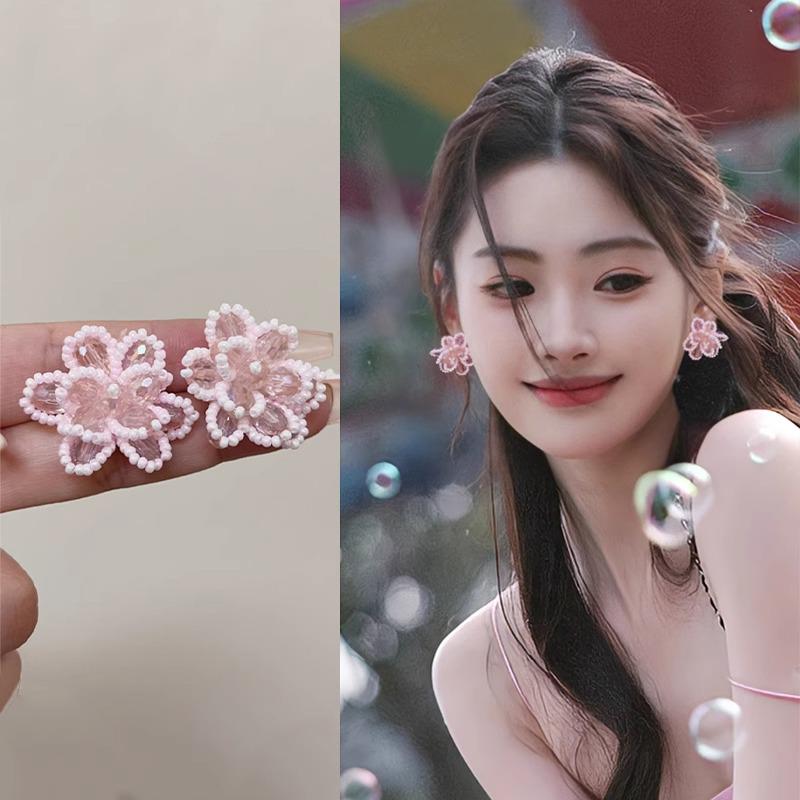 

2025 Summer Sweet Pearl Flower Earrings: Women s High-End Sterling Silver Studs