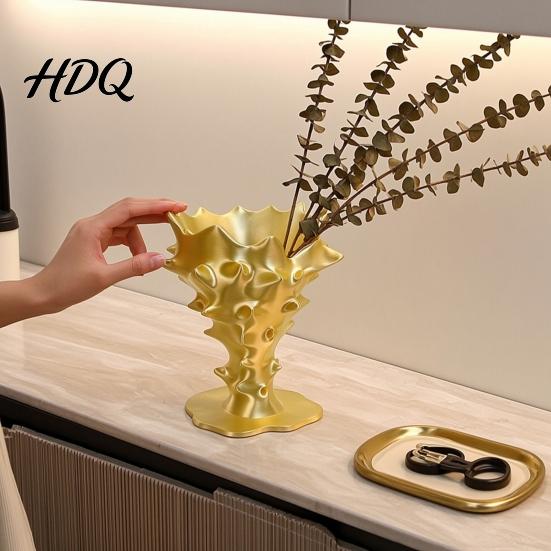 Modernes Dekoratives Ornament Kreative 3D-gedruckte Blumenvase Minimalistischer Behälter Leichter Luxus Tischvase Künstlerischer Blumenarrangement-Halter für Zuhause